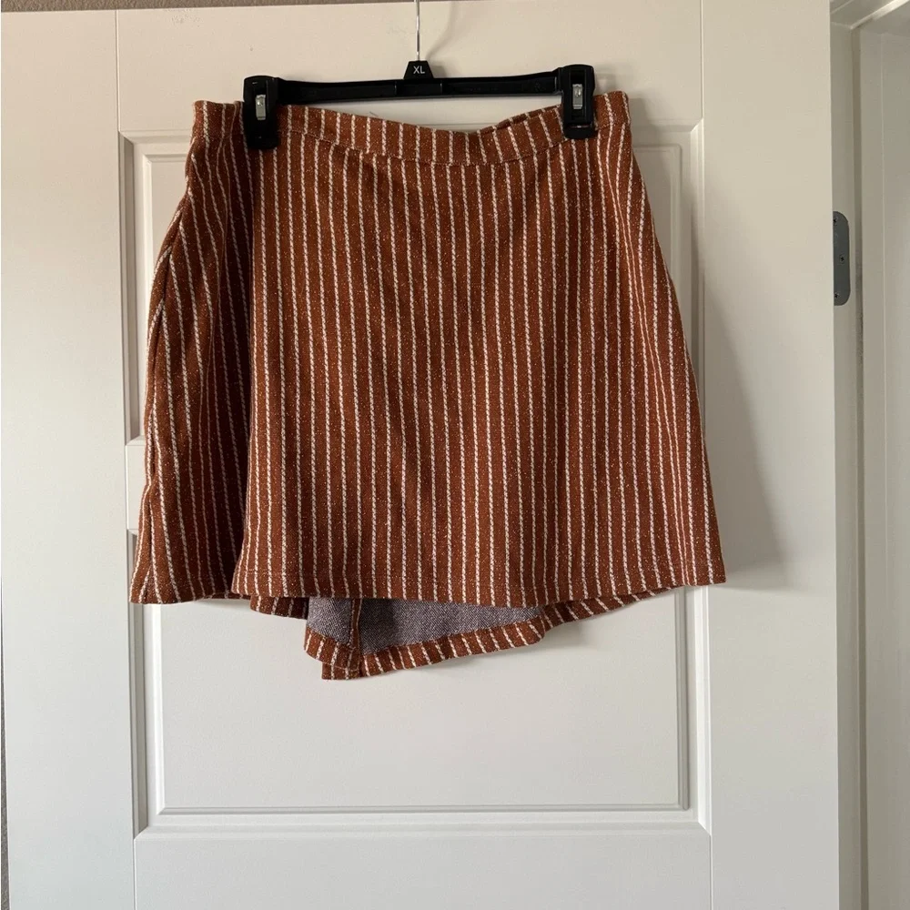 Urban Outfitters Women’s Ellie Rust Striped Button Front Asymmetrical Mini Skirt - Picture 7 of 10